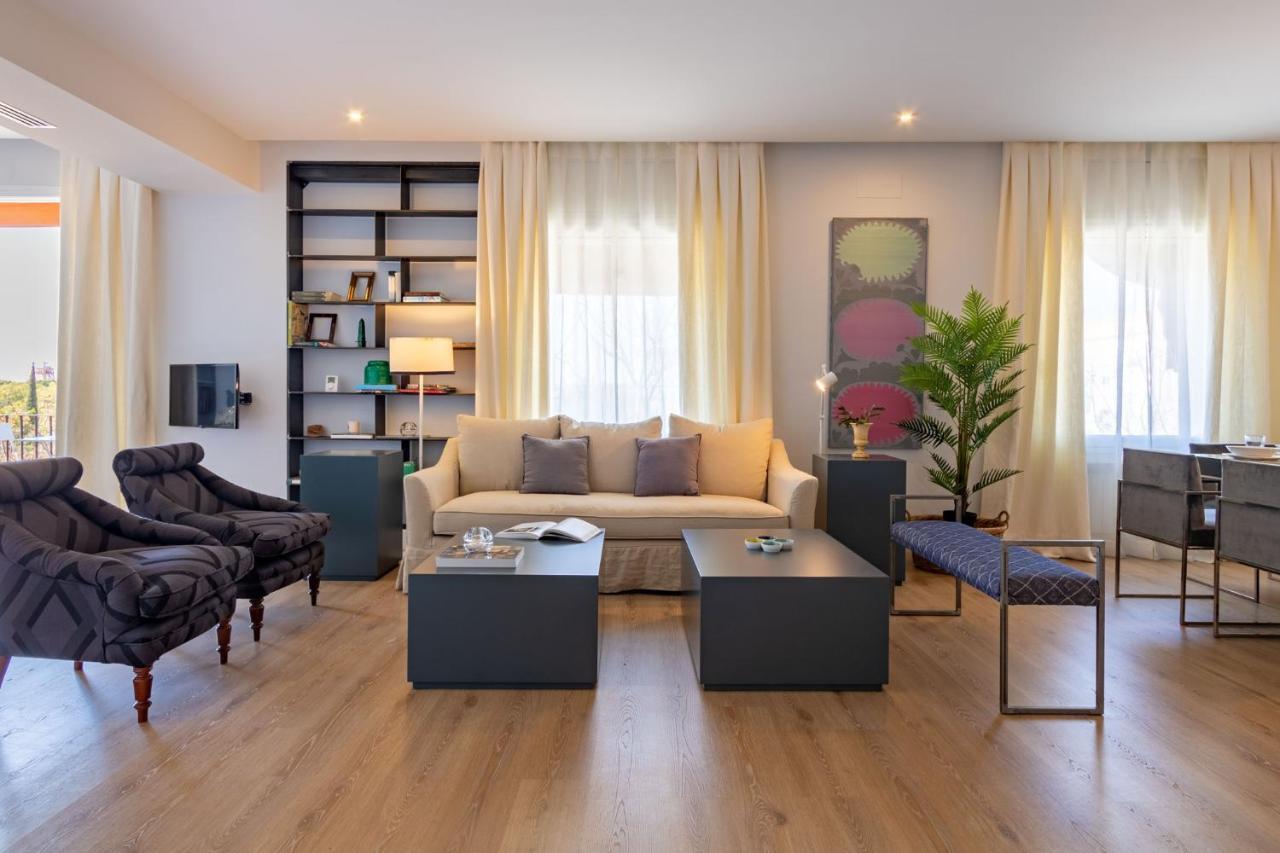 Plaza De Espana Deluxe Suites By Valcambre Seville Luaran gambar