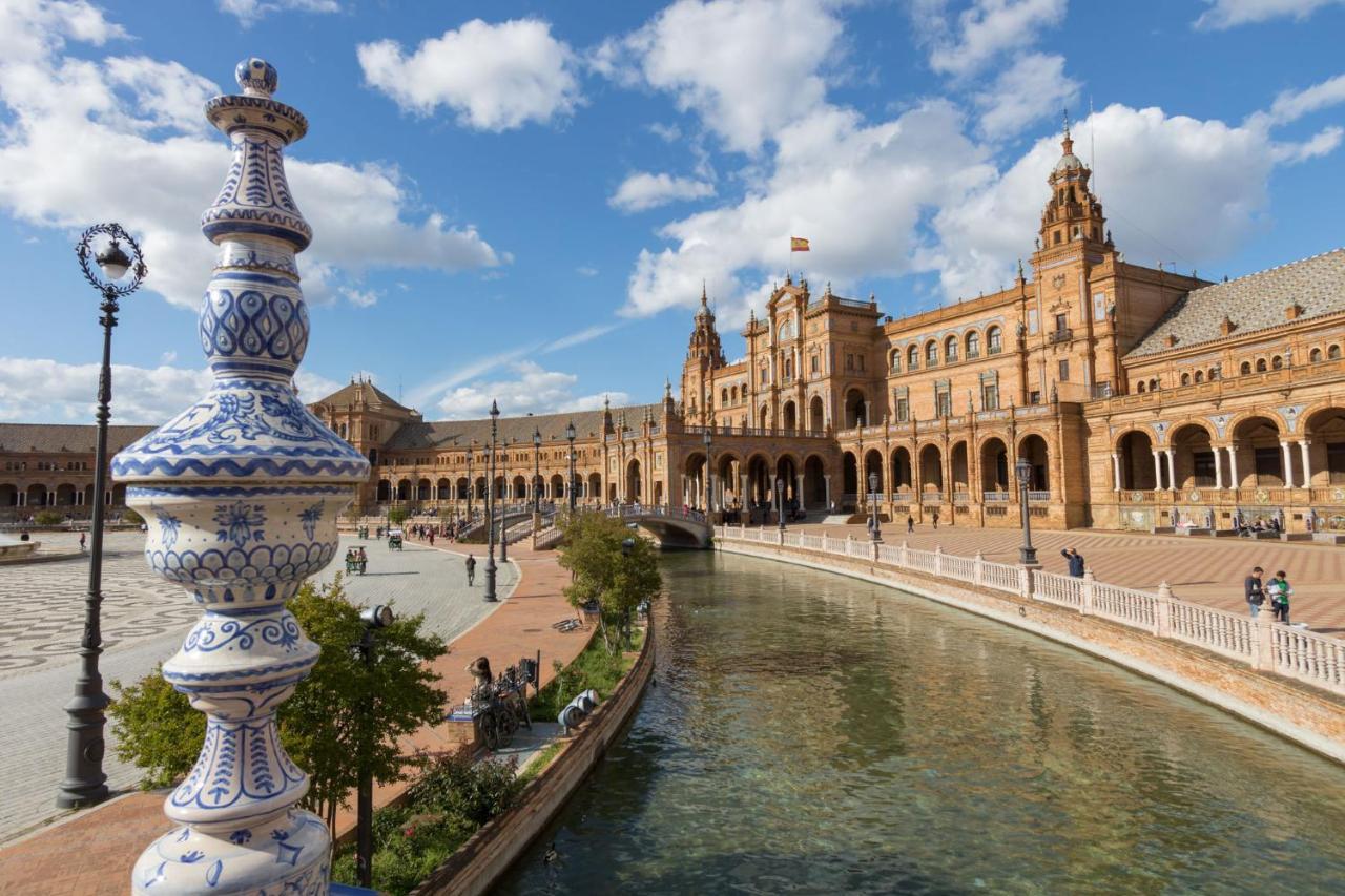 Plaza De Espana Deluxe Suites By Valcambre Seville Luaran gambar